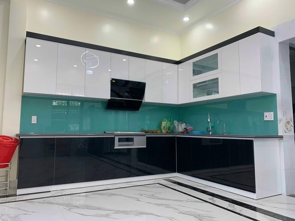 Tủ bếp Acrylic mẫu mới 20